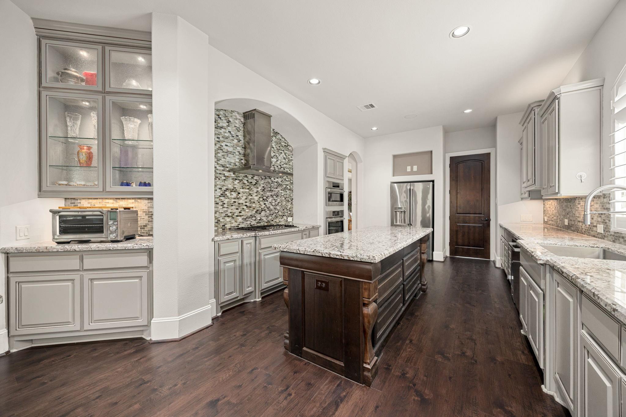 915 Windsor Woods Lane