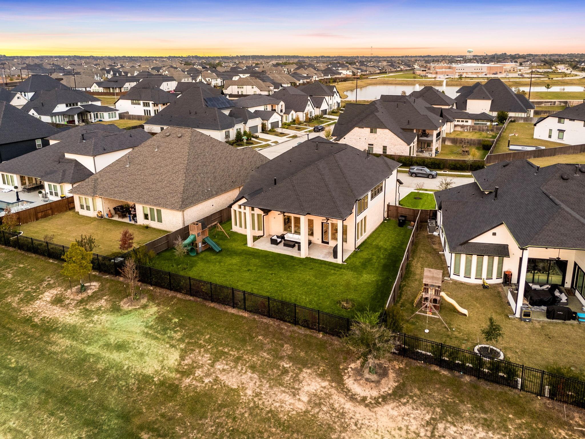 2119 Myrtle Manor Lane