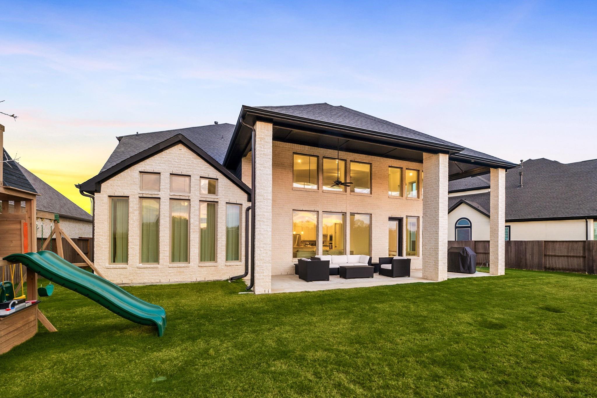 2119 Myrtle Manor Lane