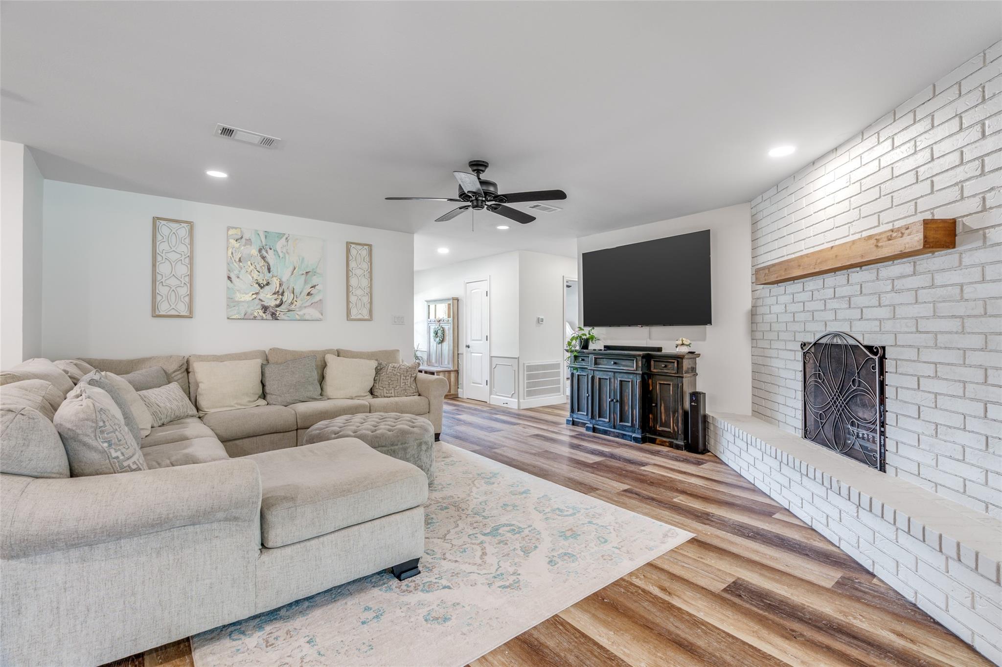 2635 Sequoia Lane