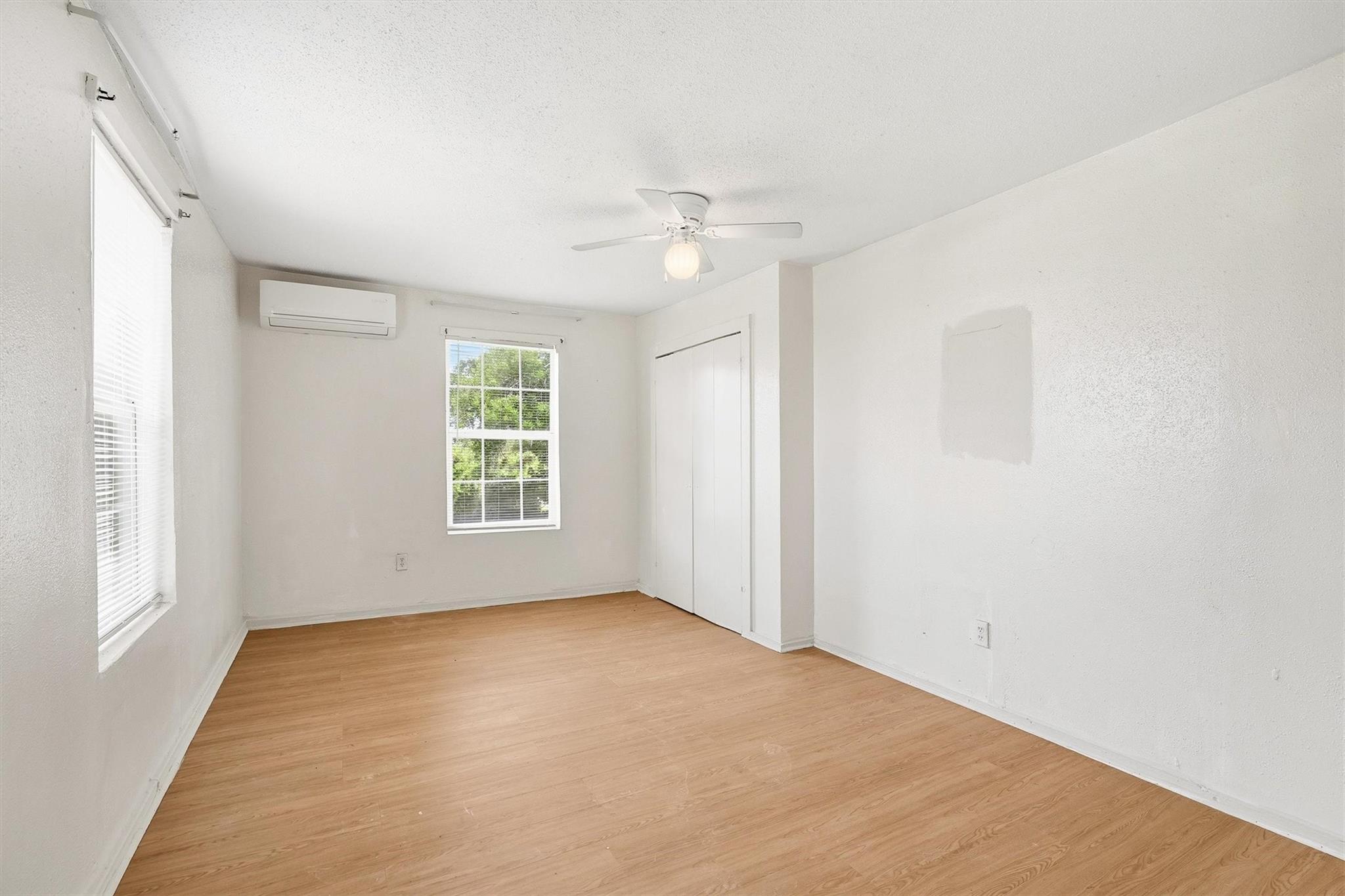 4233 Dupont Street