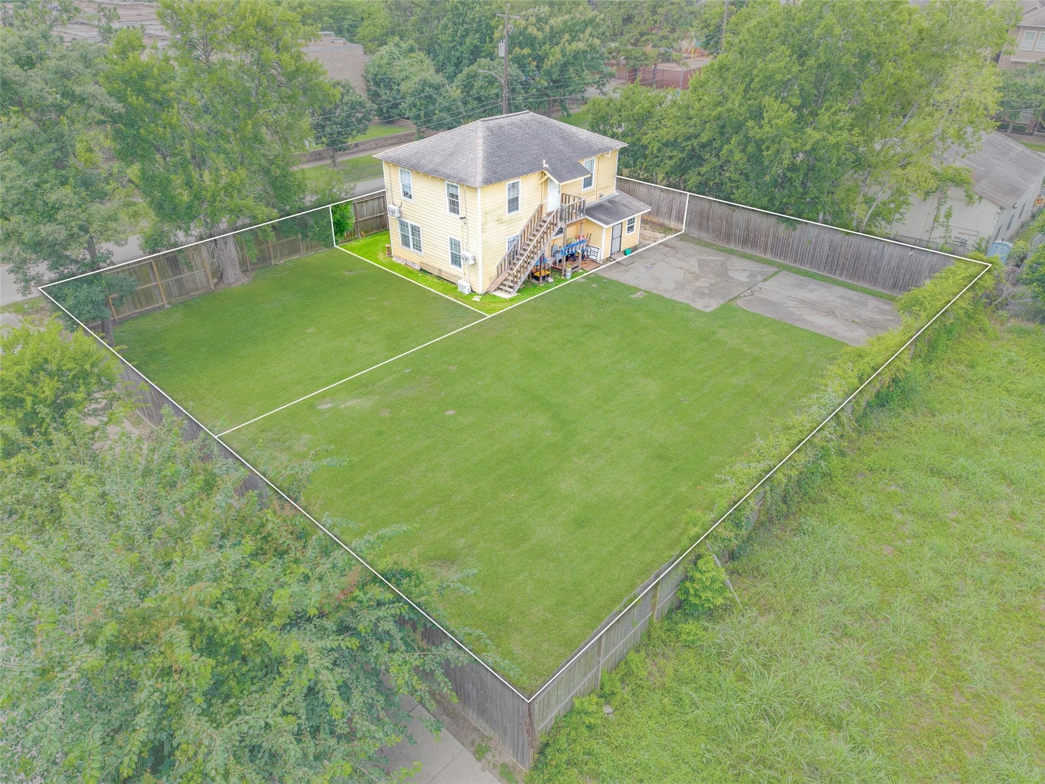 4233 Dupont Street