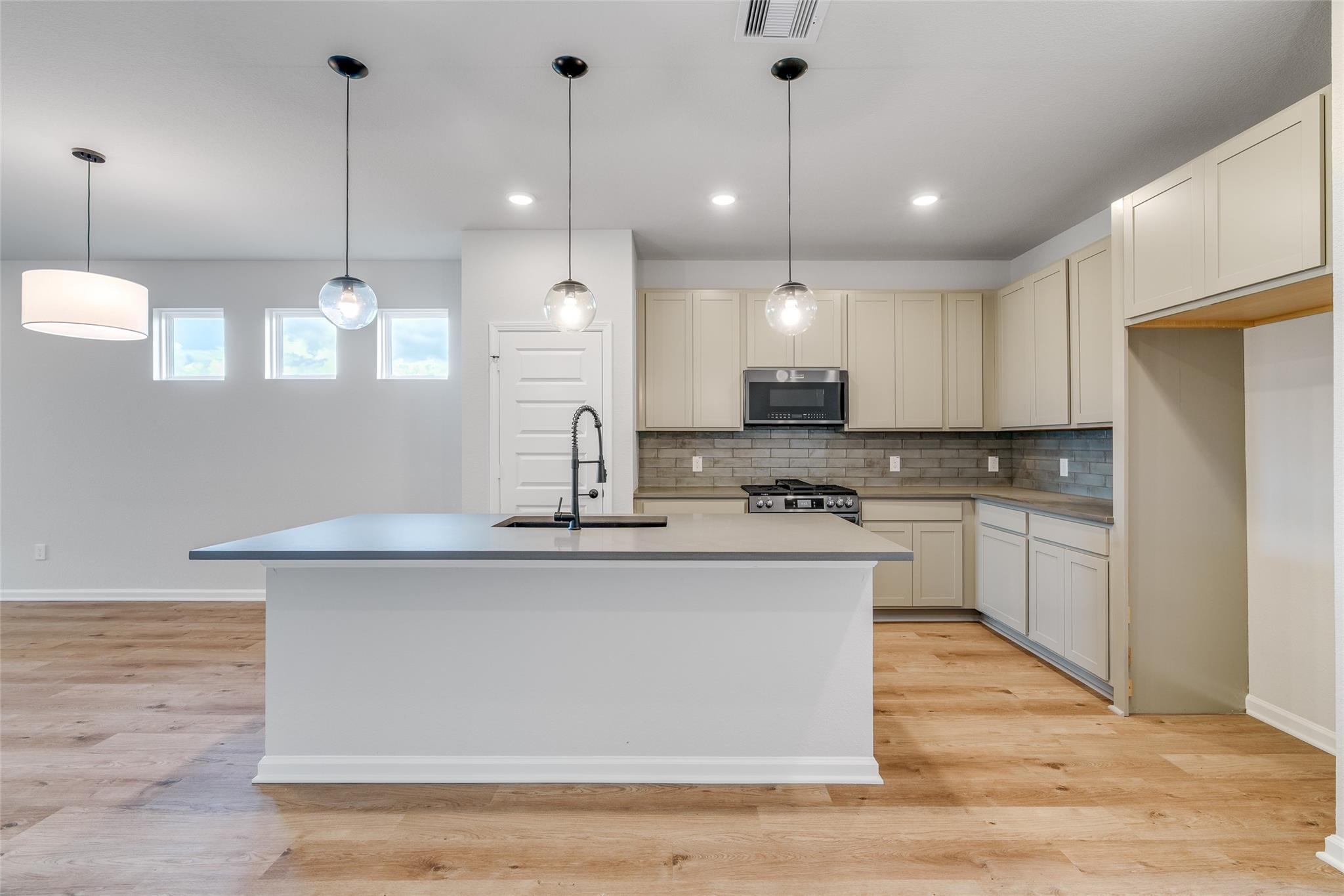 32315 Clouser Minnow Court
