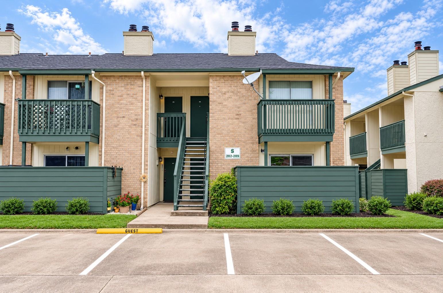 250 El Dorado Boulevard # 283
