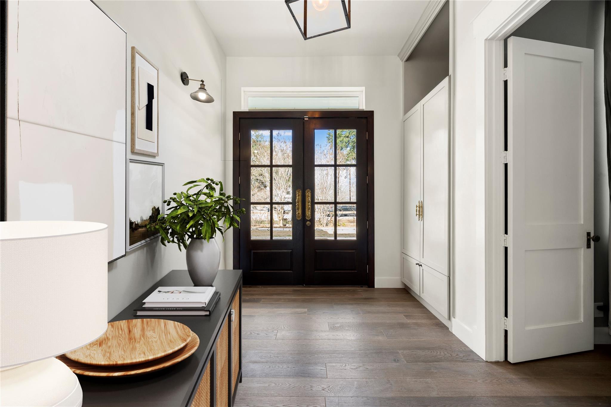 4700 Silverbelle Court