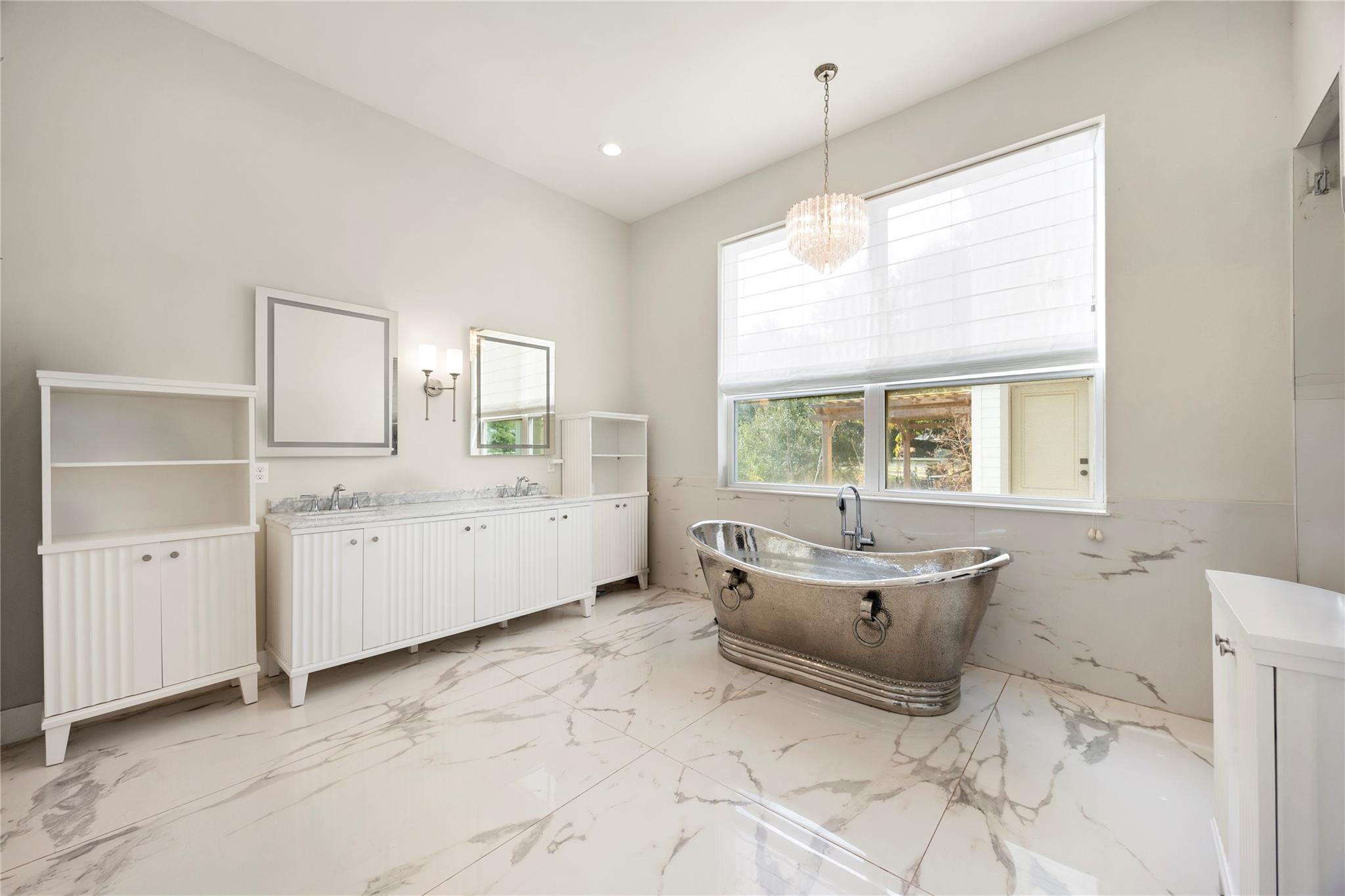 4700 Silverbelle Court