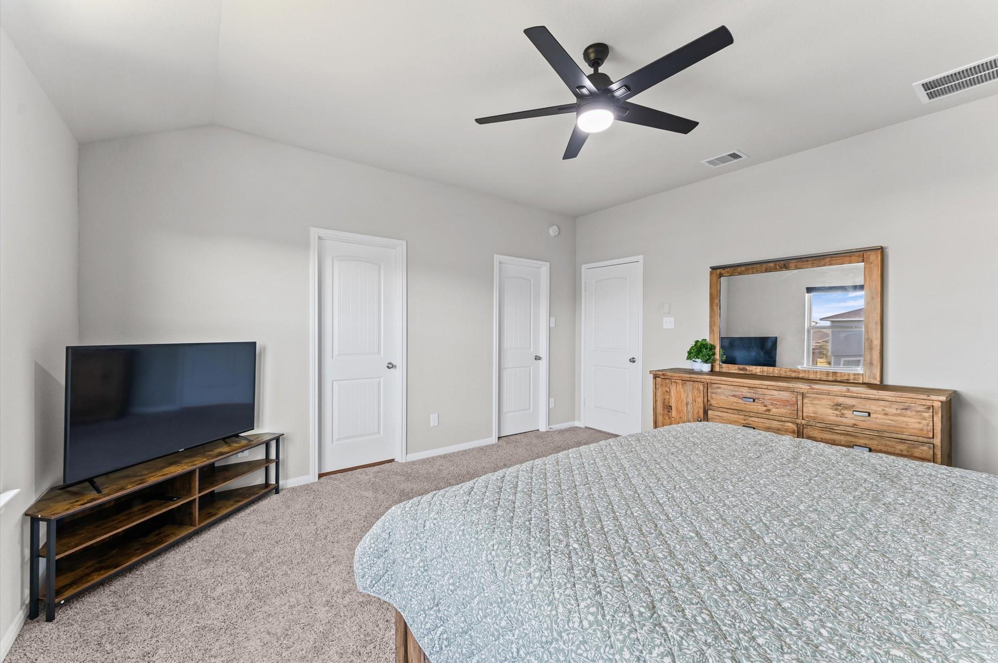 5343 Marisol Cove Drive