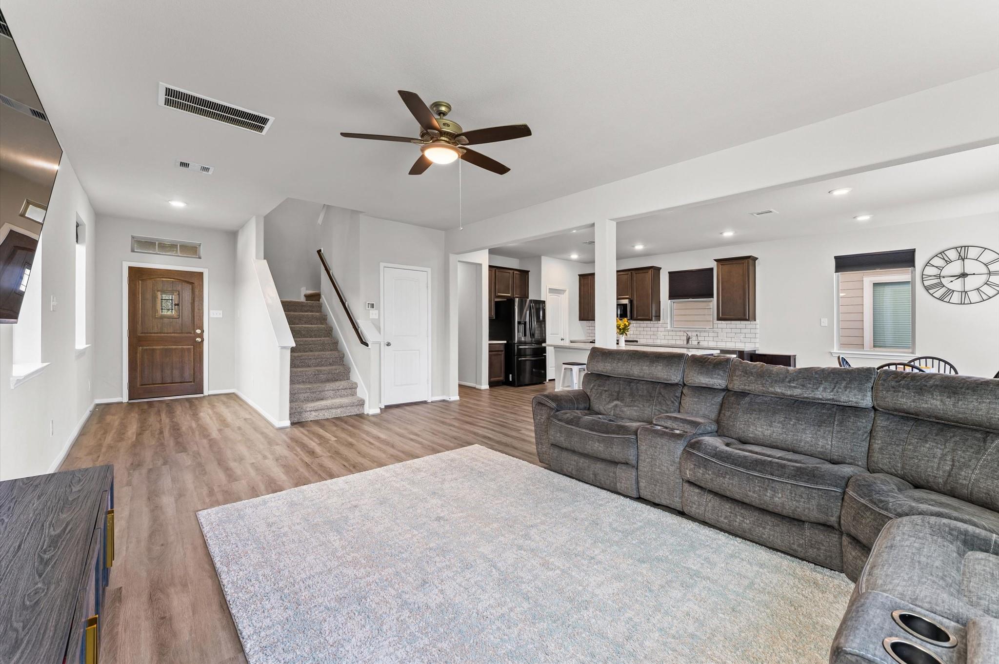 5343 Marisol Cove Drive