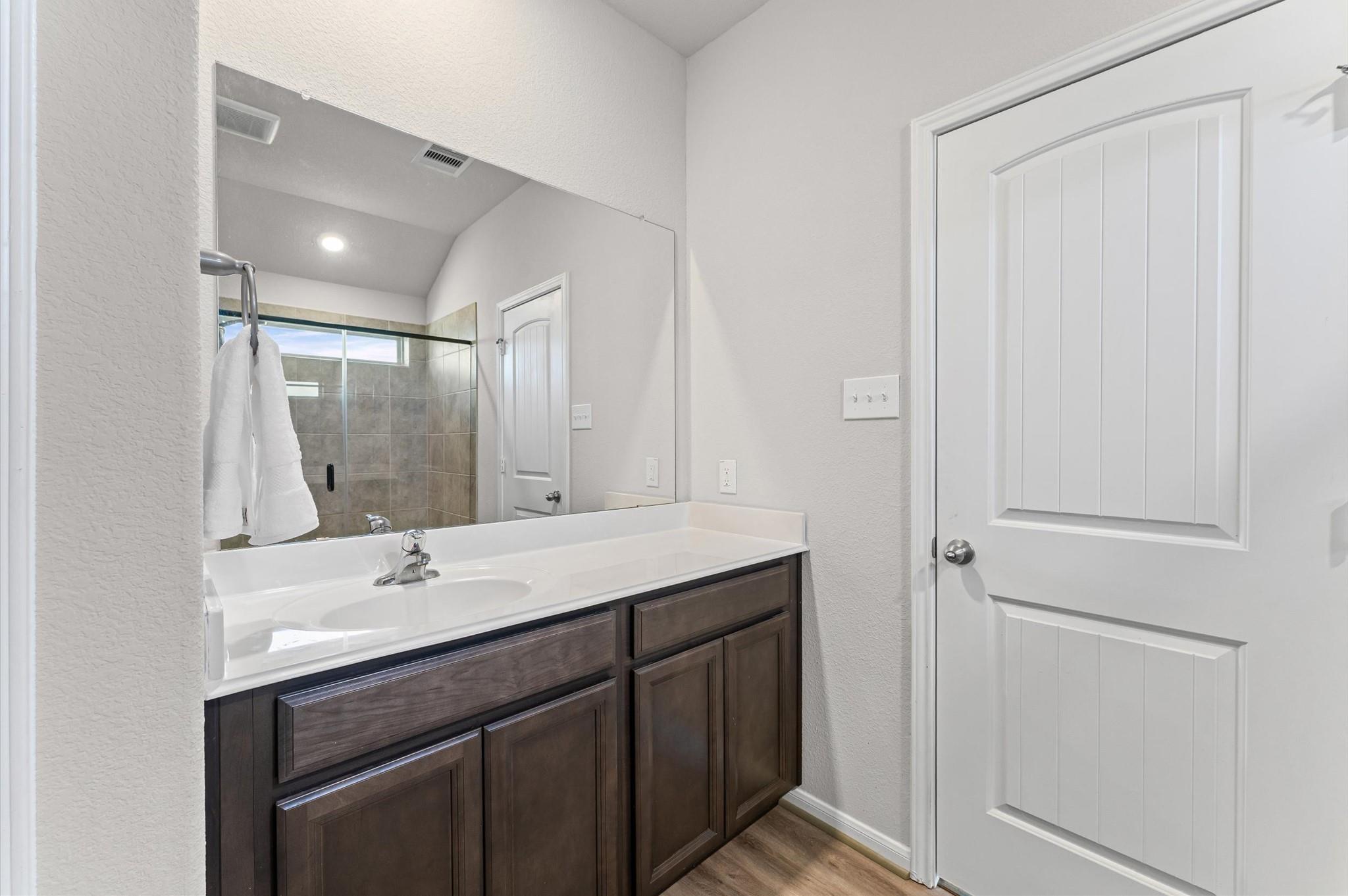 5343 Marisol Cove Drive