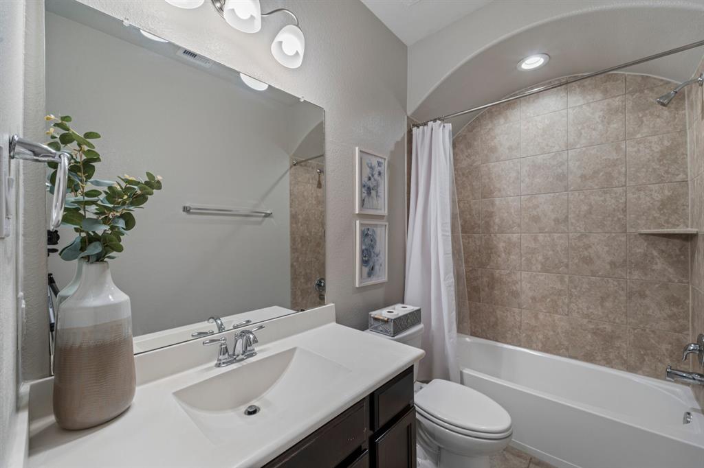 1111 Honey Rose Court