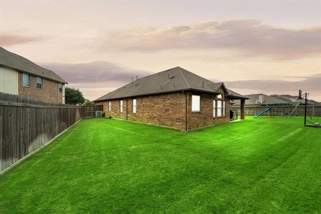 1111 Honey Rose Court