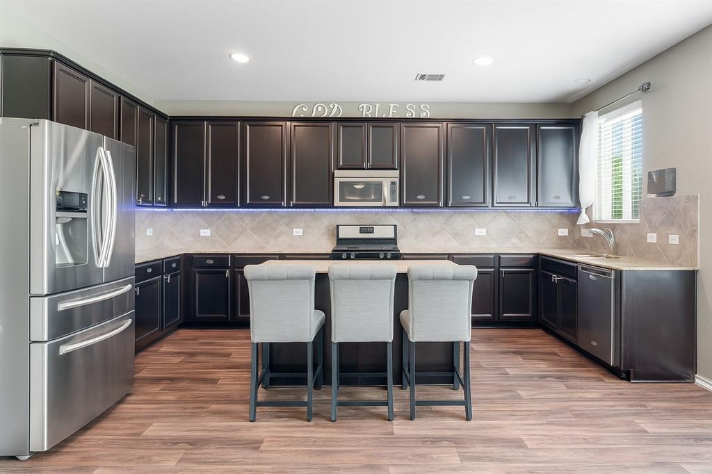 15915 Mountain Willow Way