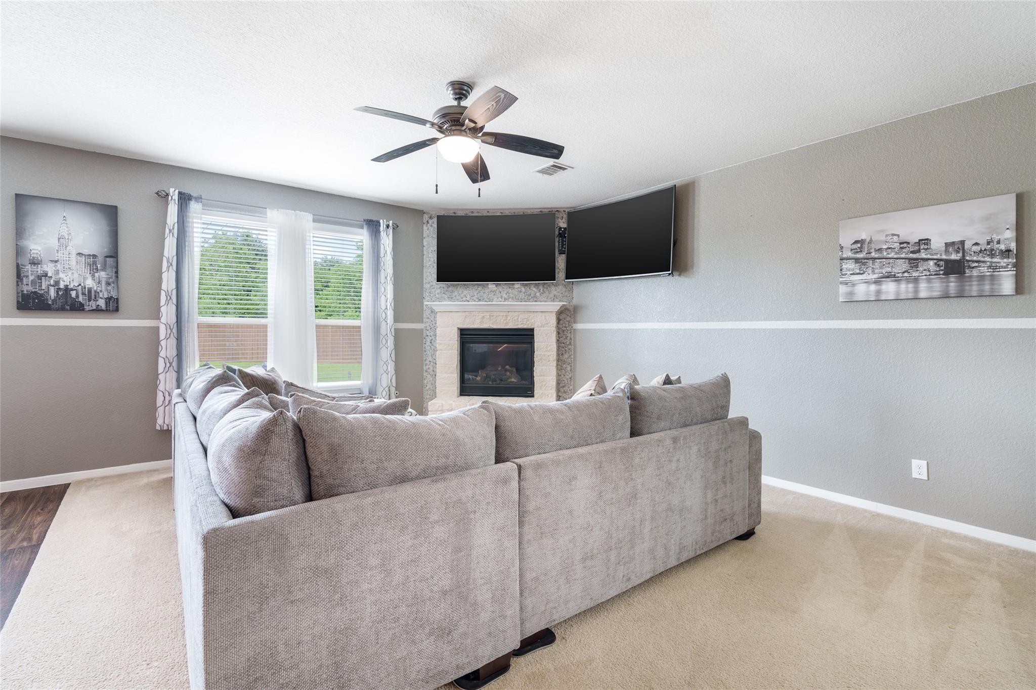 15915 Mountain Willow Way