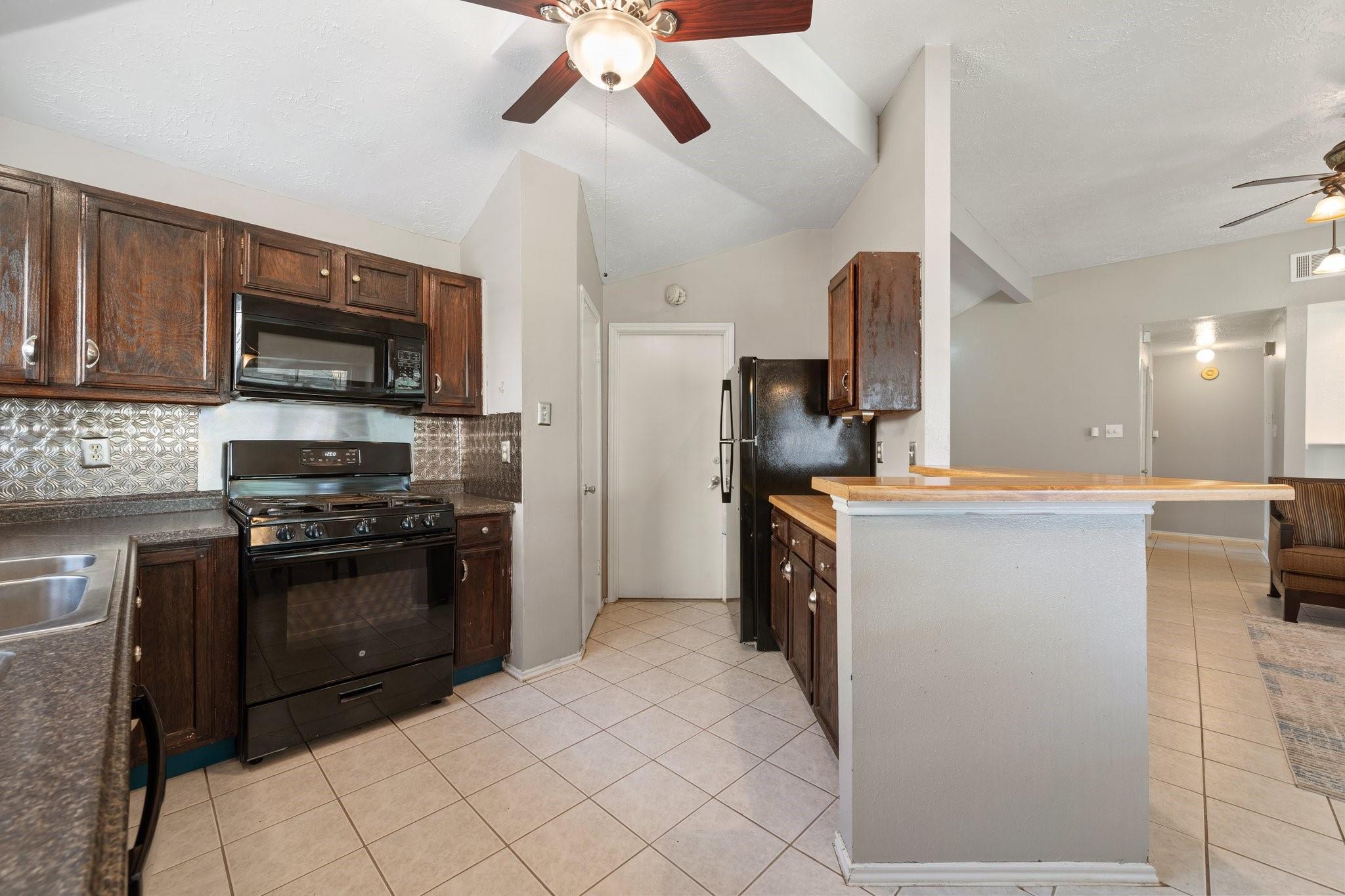 3323 Hartfield Lane