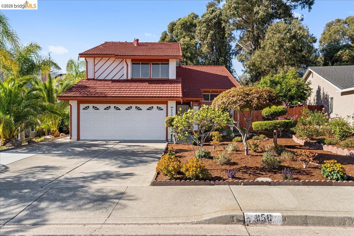 858 Coral Ridge Circle