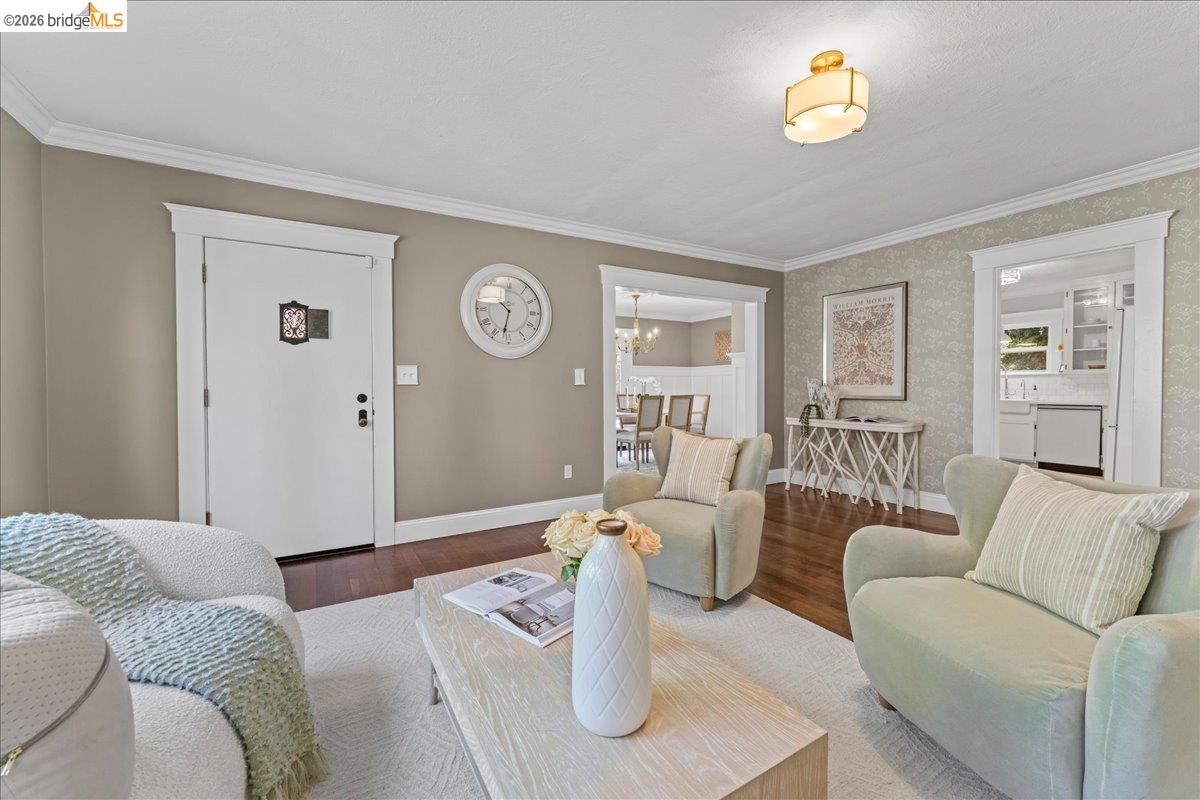 1202 Plaza Dr.