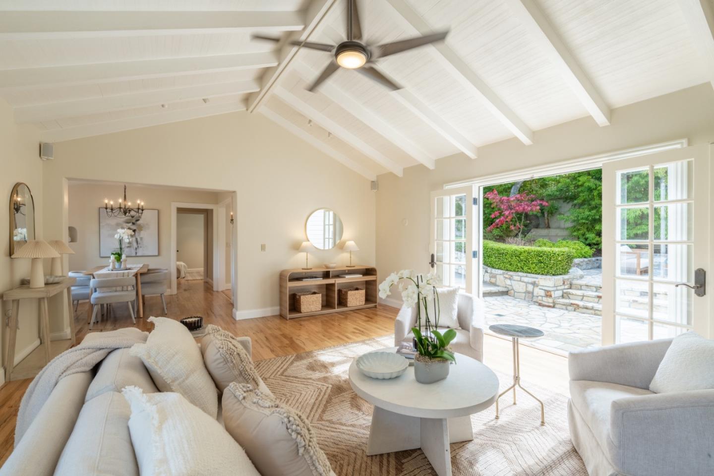 24587 Castro LN