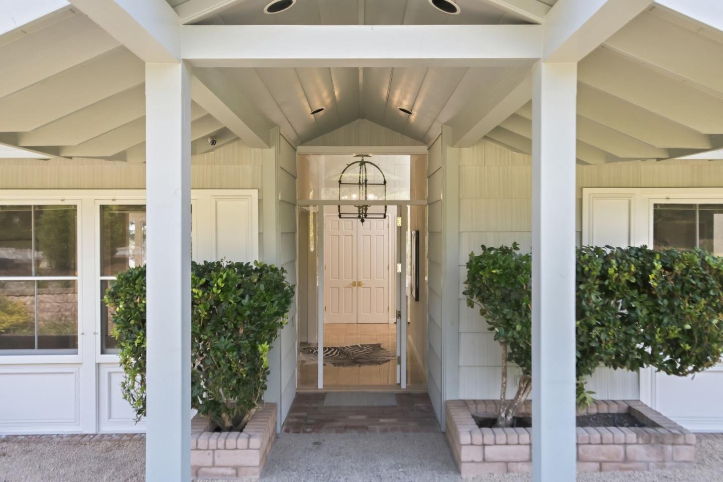 1651 Crespi LN
