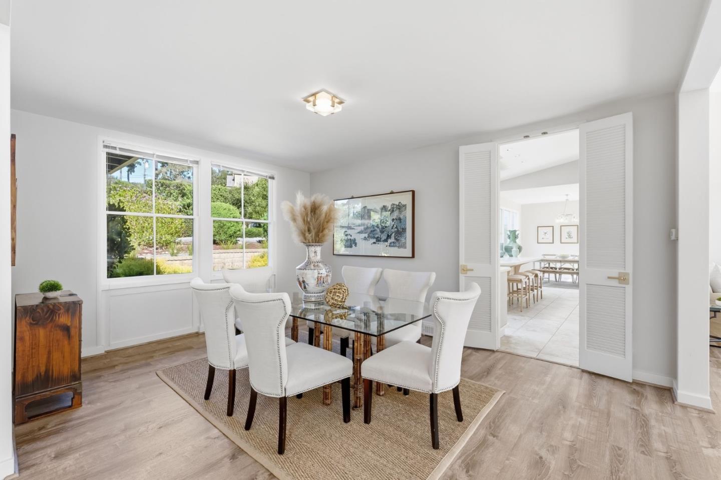 1651 Crespi LN