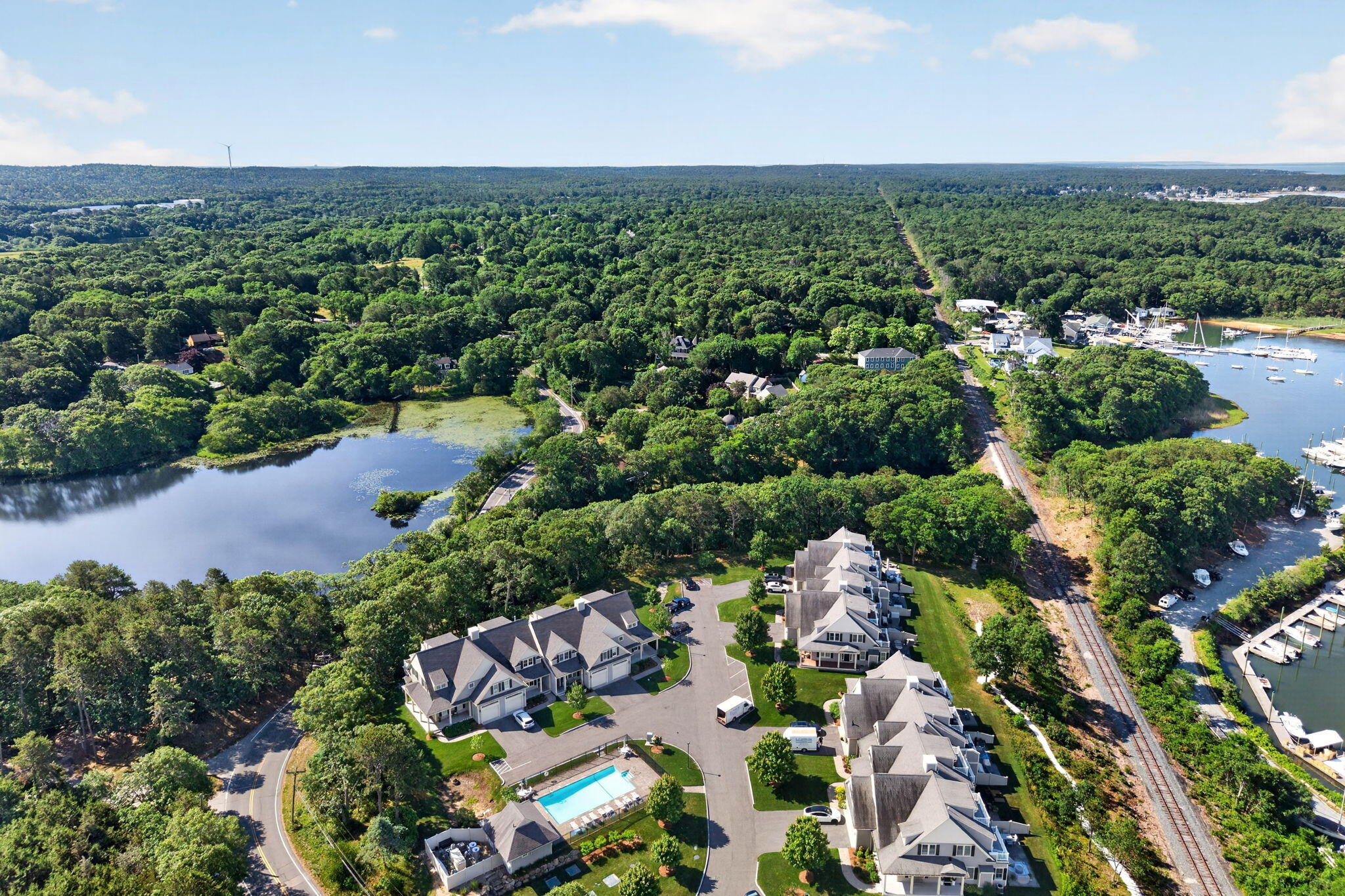 1090 Shore Road UNIT 13