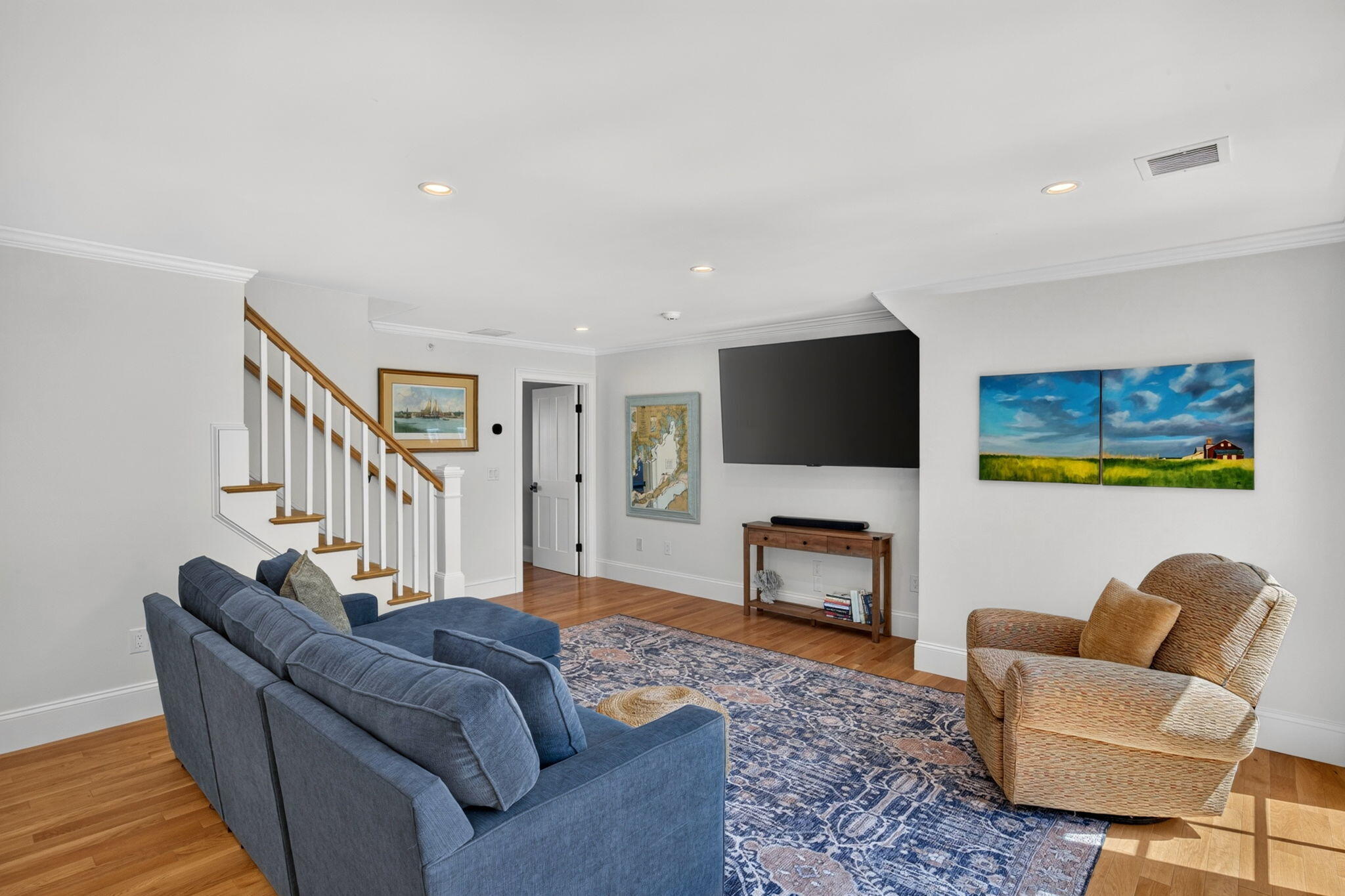 1090 Shore Road UNIT 13