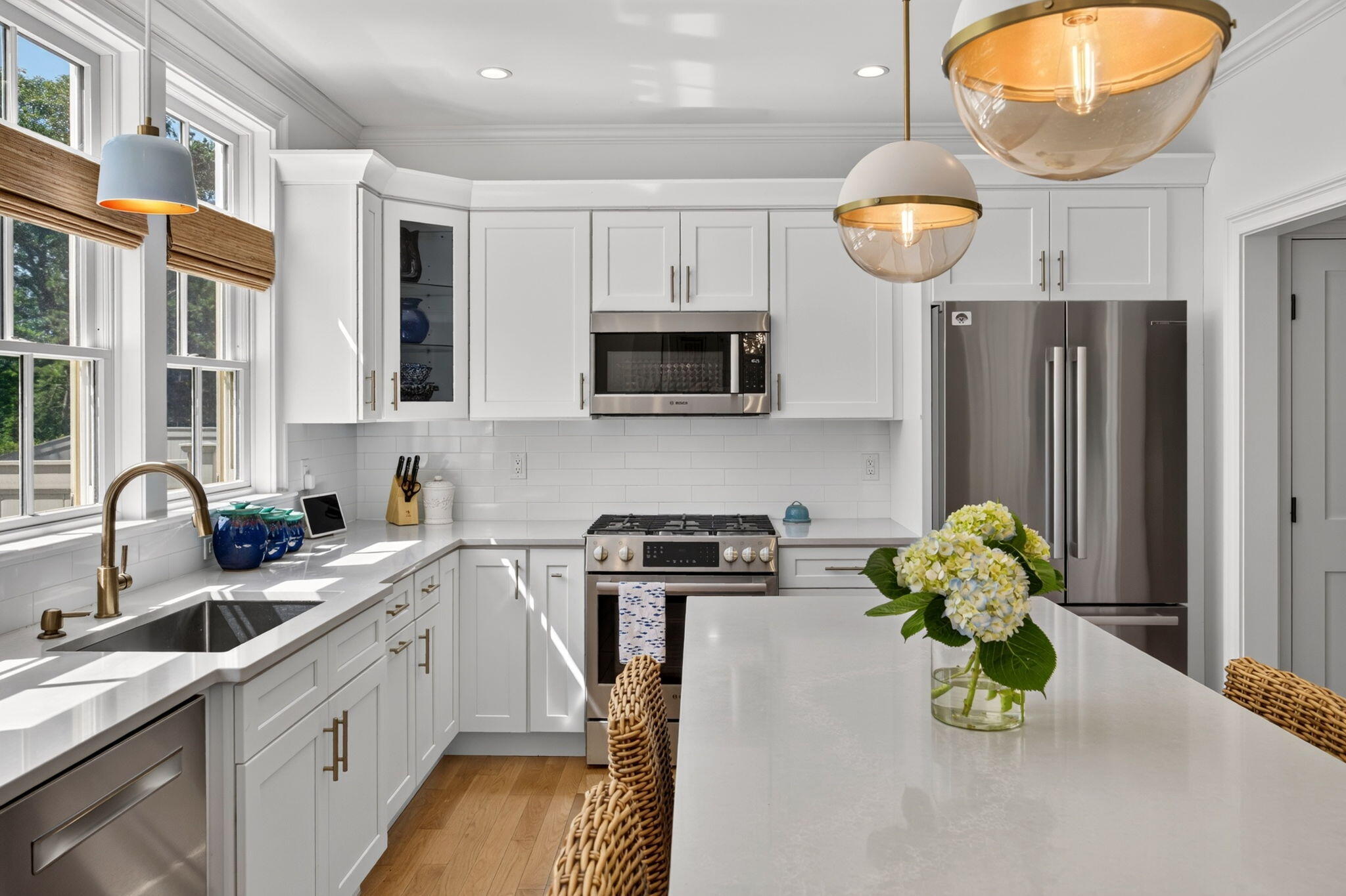 1090 Shore Road UNIT 13