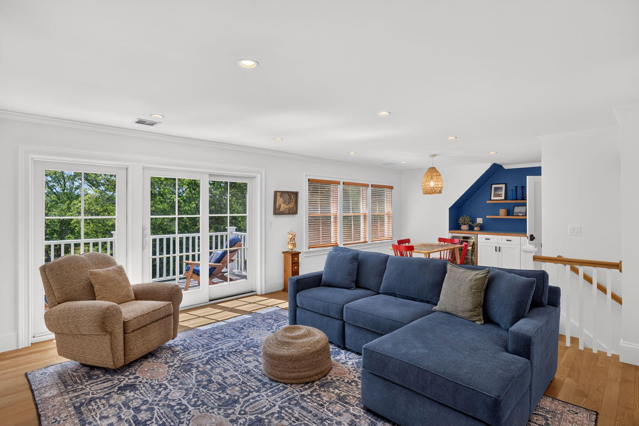 1090 Shore Road UNIT 13