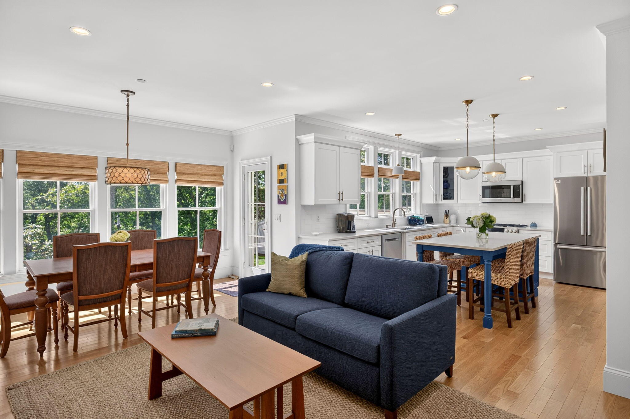 1090 Shore Road UNIT 13