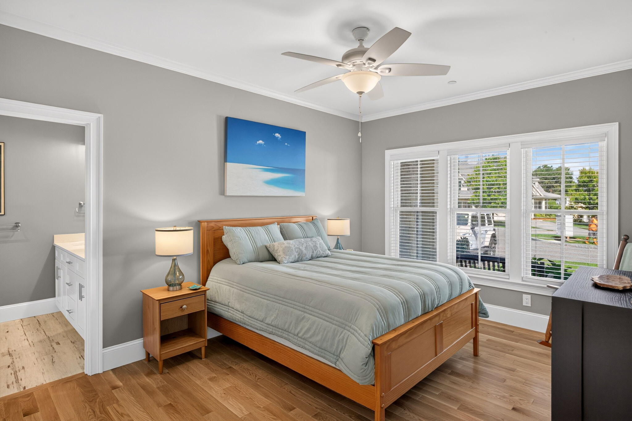 1090 Shore Road UNIT 13