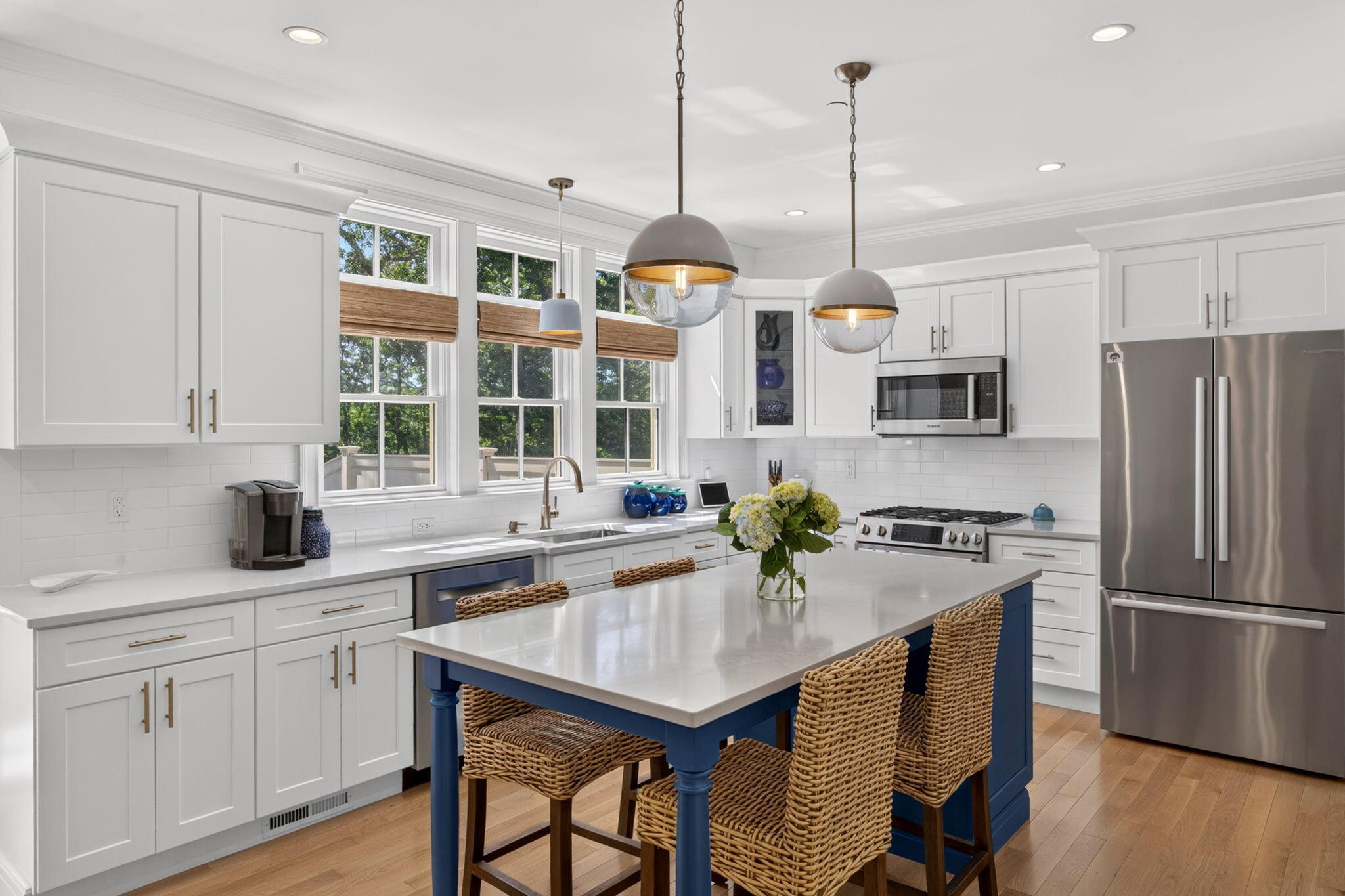 1090 Shore Road UNIT 13