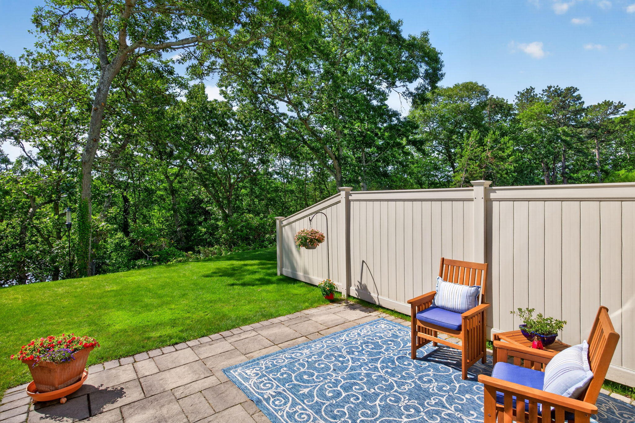 1090 Shore Road UNIT 13