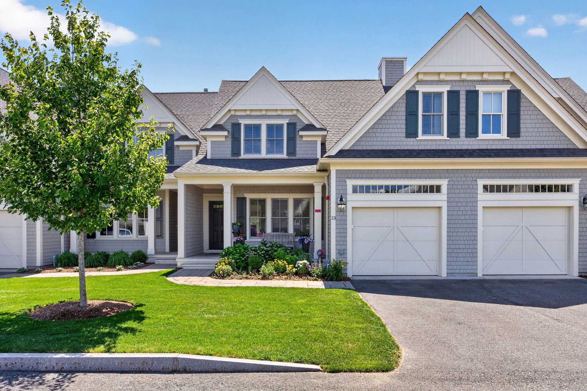 1090 Shore Road UNIT 13