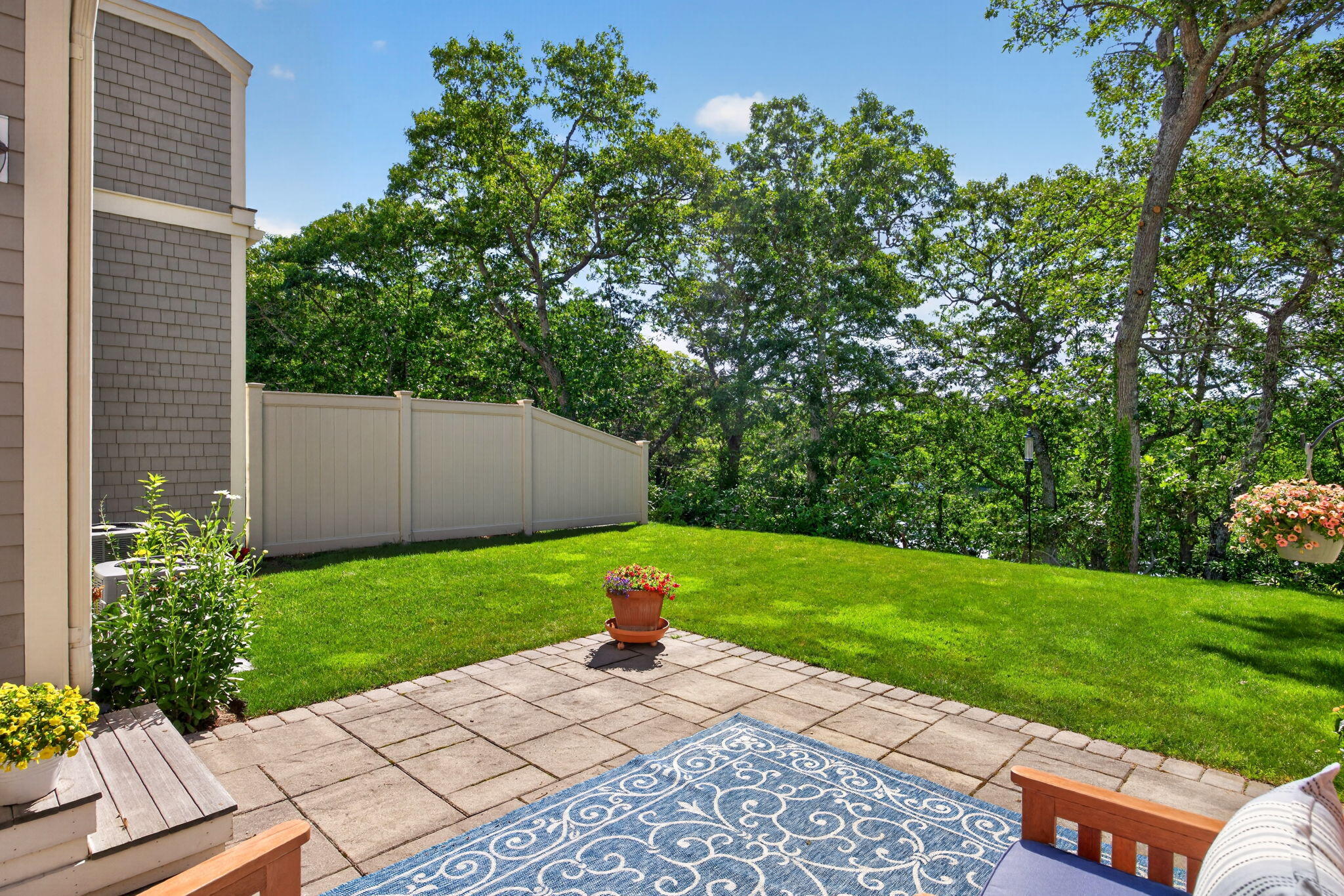 1090 Shore Road UNIT 13