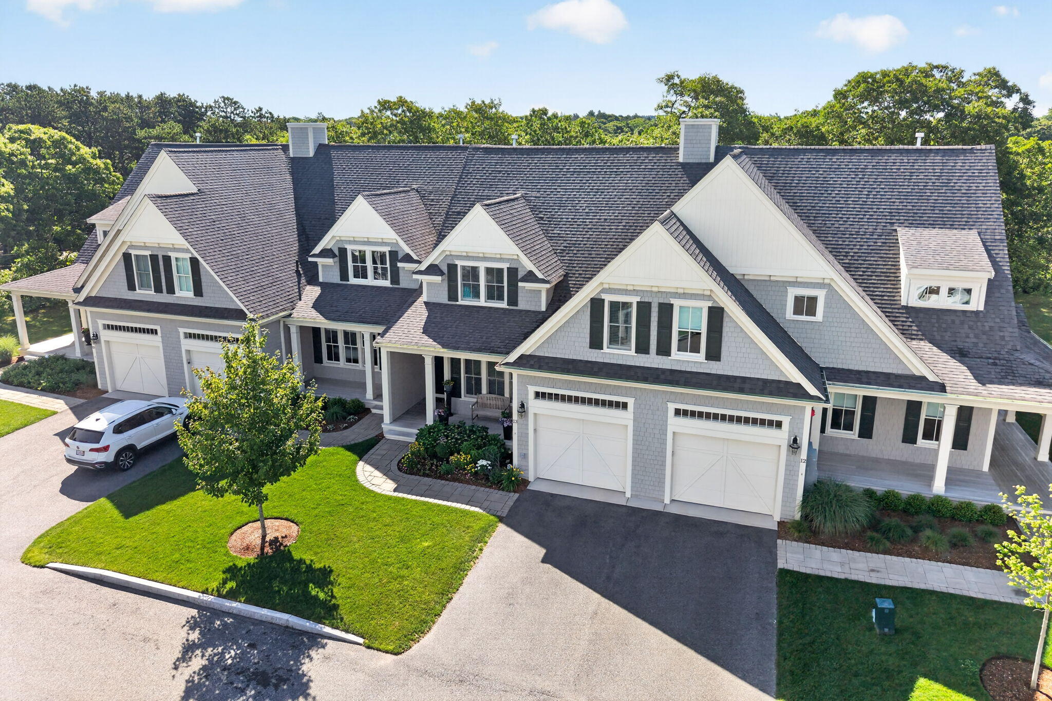 1090 Shore Road UNIT 13