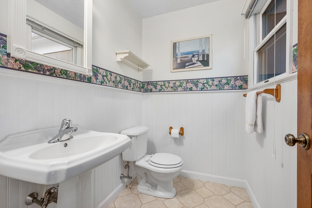 170 Seaview Rd