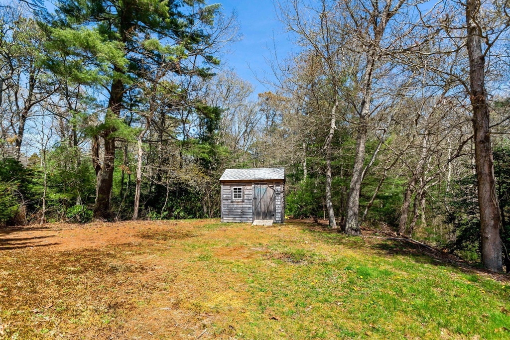 1092 Osterville West Barnstable Rd