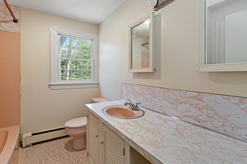 1092 Osterville West Barnstable Rd
