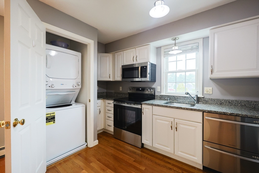 24 Center St # D