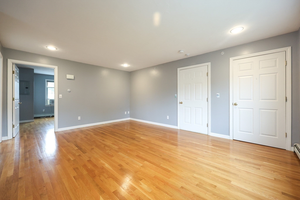 24 Center St # D