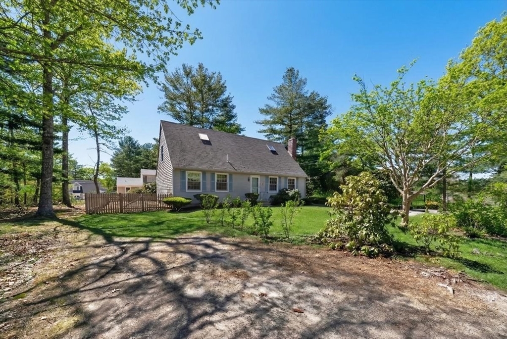 47 Cherry Tree Rd