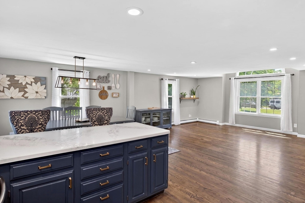 12 Sarah Lawrence Road