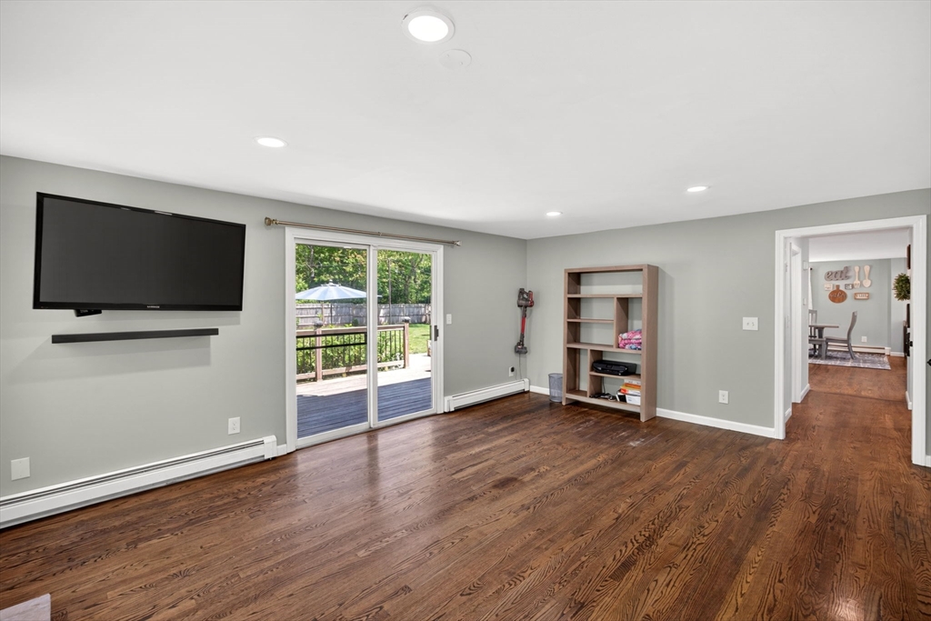 12 Sarah Lawrence Road