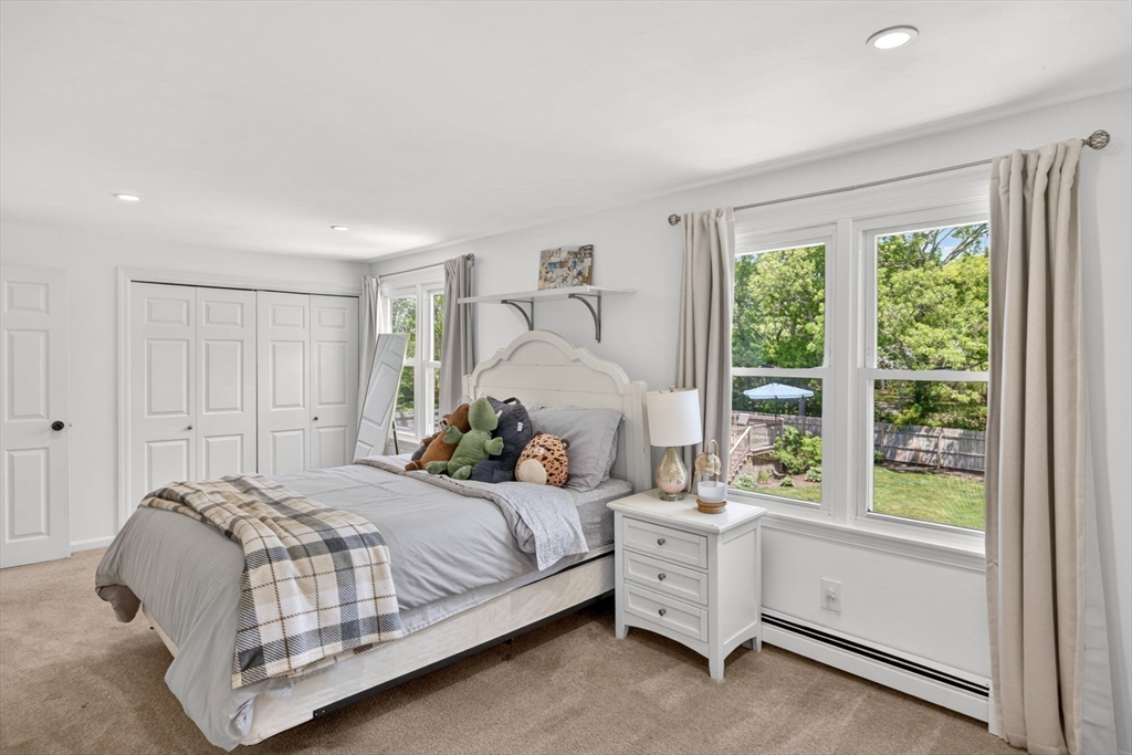 12 Sarah Lawrence Road