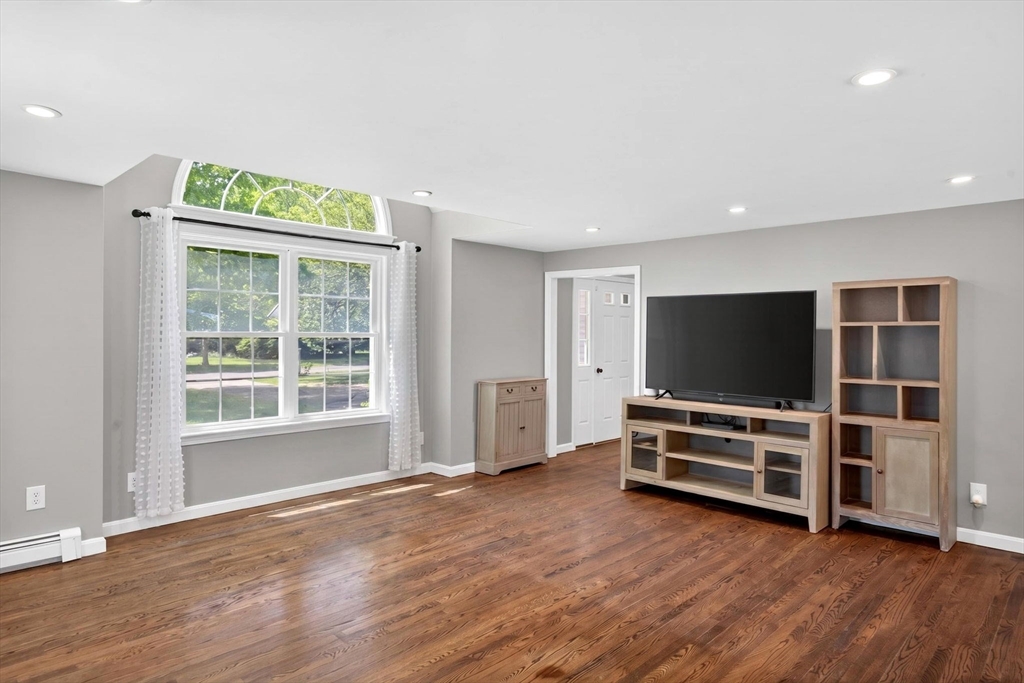 12 Sarah Lawrence Road