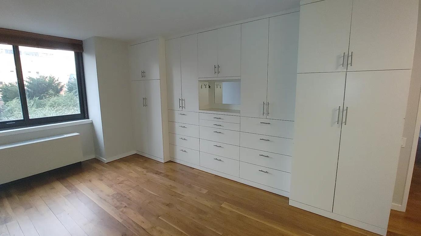 515 E 72nd Street 4-B