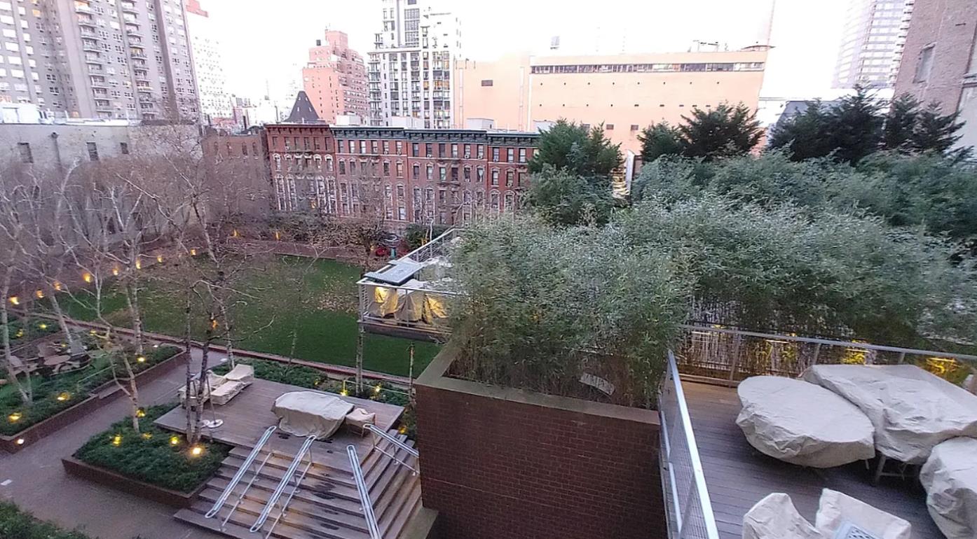 515 E 72nd Street 4-B