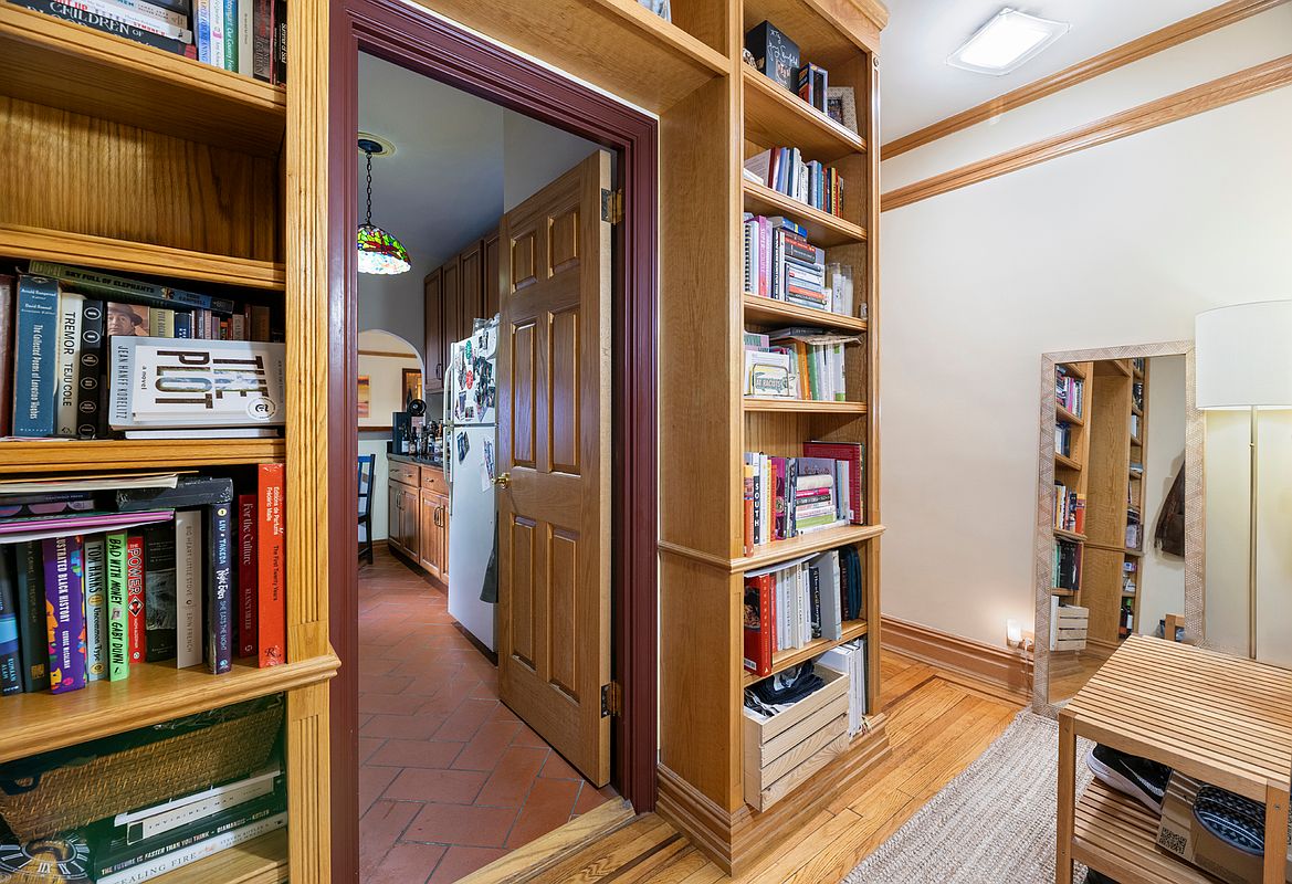 170 E 94th Street 5-E