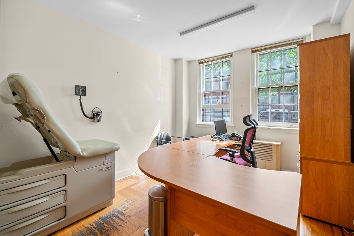 325 E 79th Street 1-A