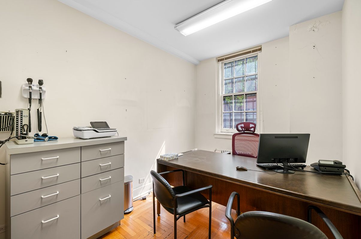 325 E 79th Street 1-A