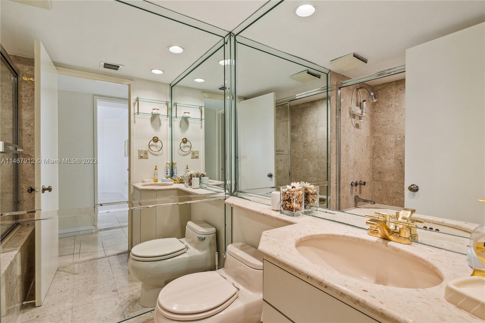 151 SE 15th Rd # 901